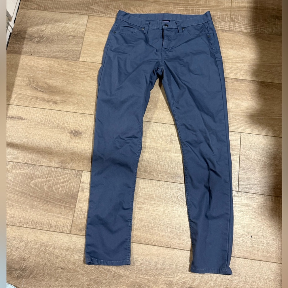 Patagonia Navy Pants women’s 8